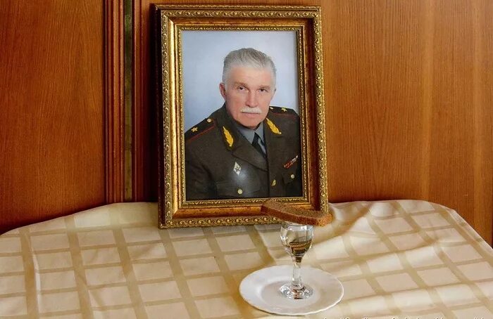 Снурницын генерал ФСО. Георгиевич рогозин
