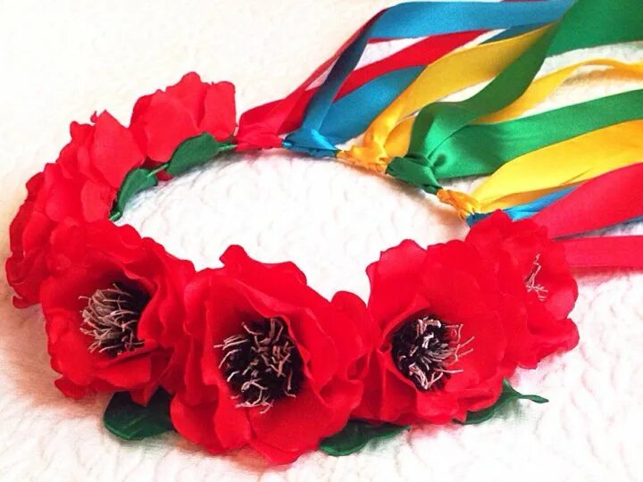 Венок с лентами мск. Венок с лентами мск. Венок канзаши. Украинский веночек. Украинский венок.