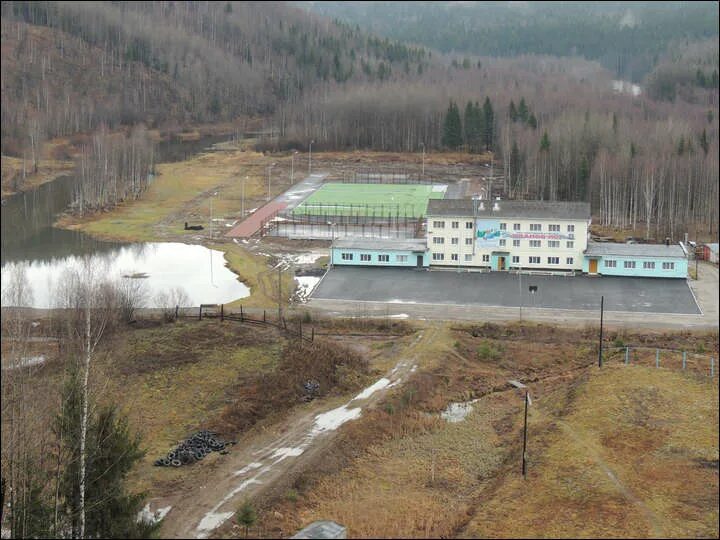 Погода в кизеле на месяц. Иванов Лог Кизел. Лагерь Иванов Лог. Иванов Лог в городе Кизел Пермский край. МБУСК Иванов Лог Кизел.