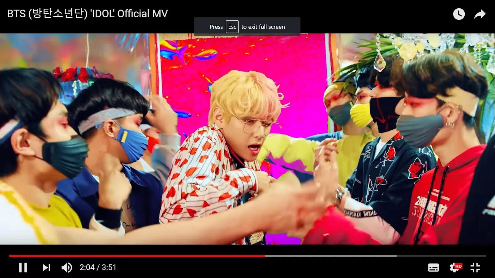 Dynamite бтс текст. Перевод песни my idol. Песня на английском языке текст с переводом. Текст бтс идол. Idol yoasobi текст.