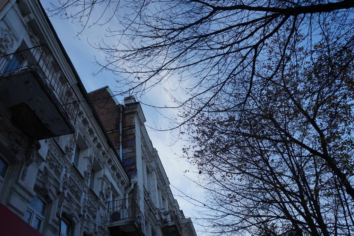 Погода в ростове на неделю. Погода в ростове-на-дону на 13. Эмблема градусы прогноз погоды. Ночной екатеринбург из машины зимой. Погода в ростове-на-дону.