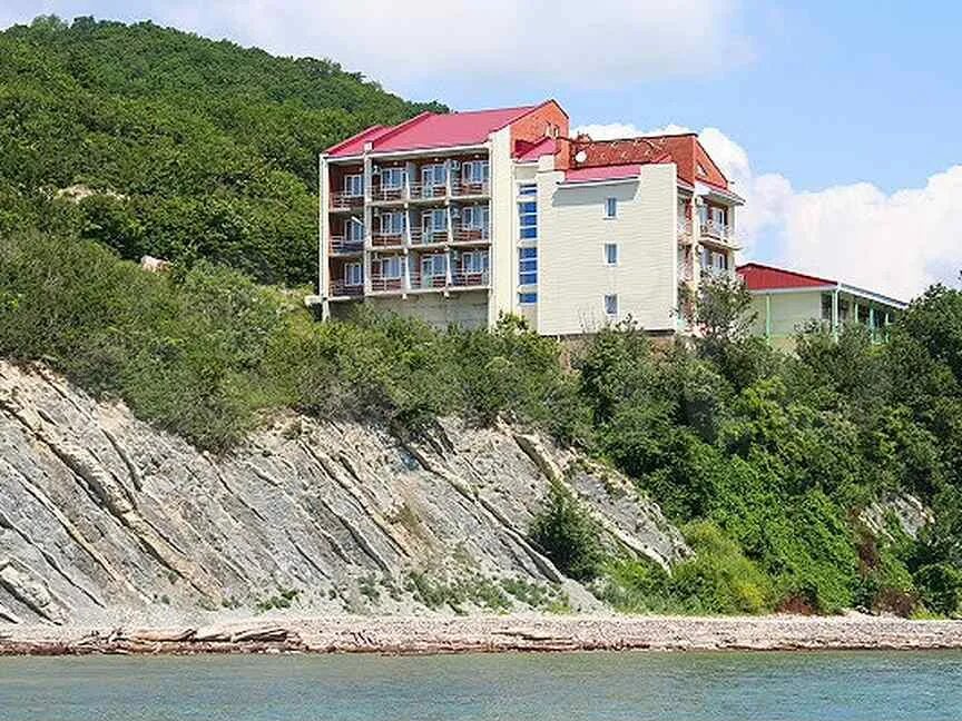 Голубой факел широкая балка. Недвижимость архипо осиповка краснодарский. Архипо осиповка яблоневая 8. Краснодарский край архипо осиповка улица орехава. Жильё в архипо-осиповке 2022.