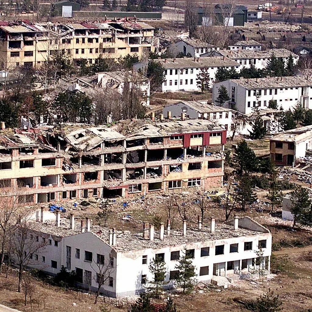 Сербия 1999 год. Югославия бомбардировки НАТО. Белград бомбежки НАТО. Косово бомбардировки НАТО. Бомбардировка Белграда 1999.