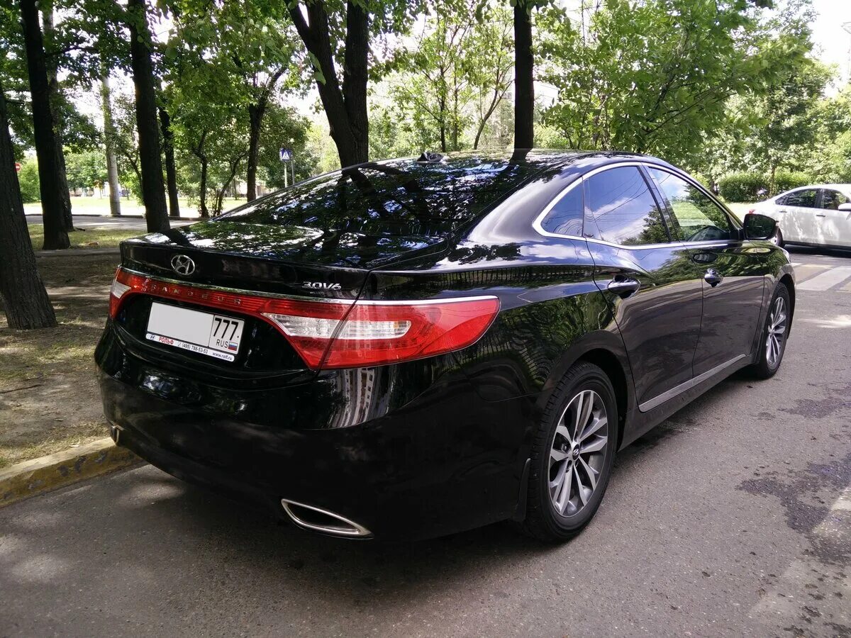 Купить хендай грандер. Hyundai Grandeur 2013. Hyundai Grandeur 2014. Hyundai Grandeur черный 2015. Хендай Грандер 2013.