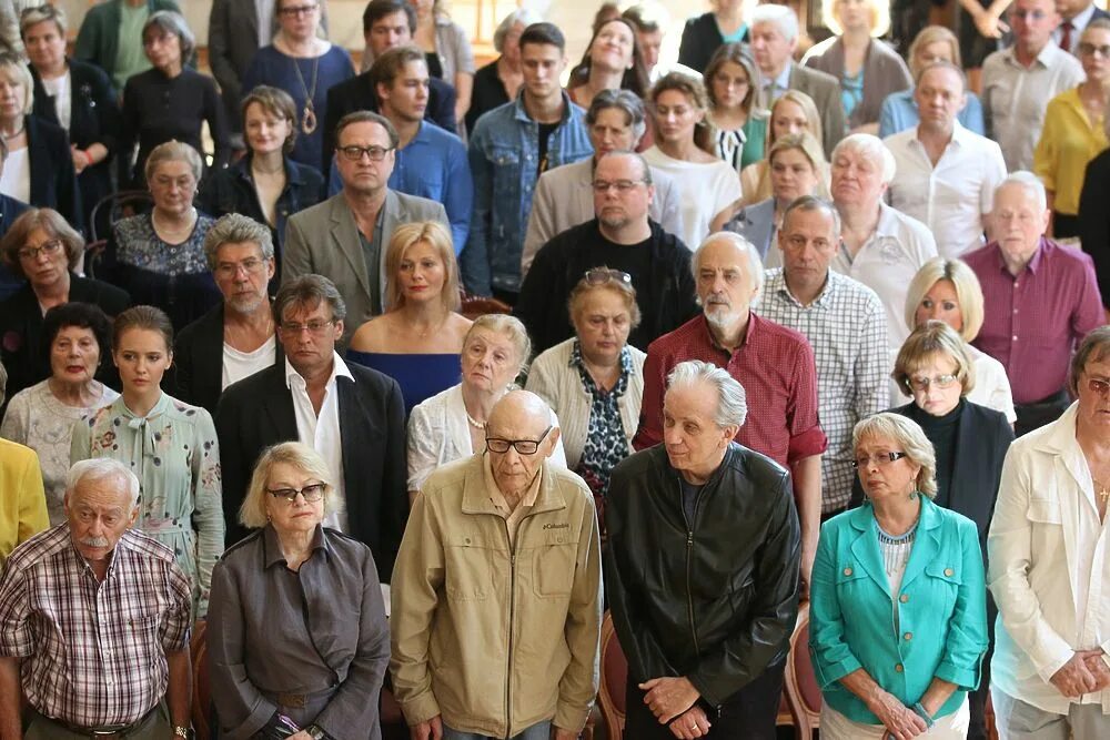 Театр моссовета труппа. Театр моссовета сбор труппы 2011. Труппа театра моссовета. Художественный руководитель моссовета. Театр моссовета труппа.