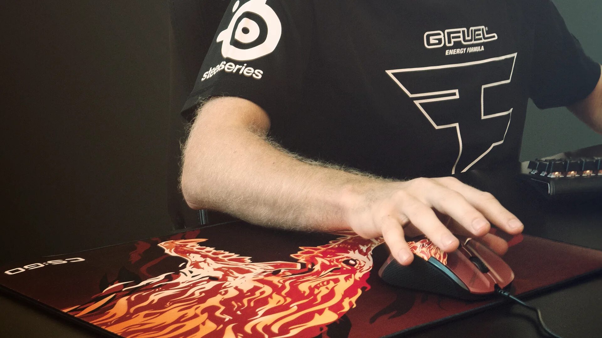 Steelseries cs go. Steelseries qck faze clan edition. steelseries cs go mousepad. rival cs go. steelseries faze mousepad.