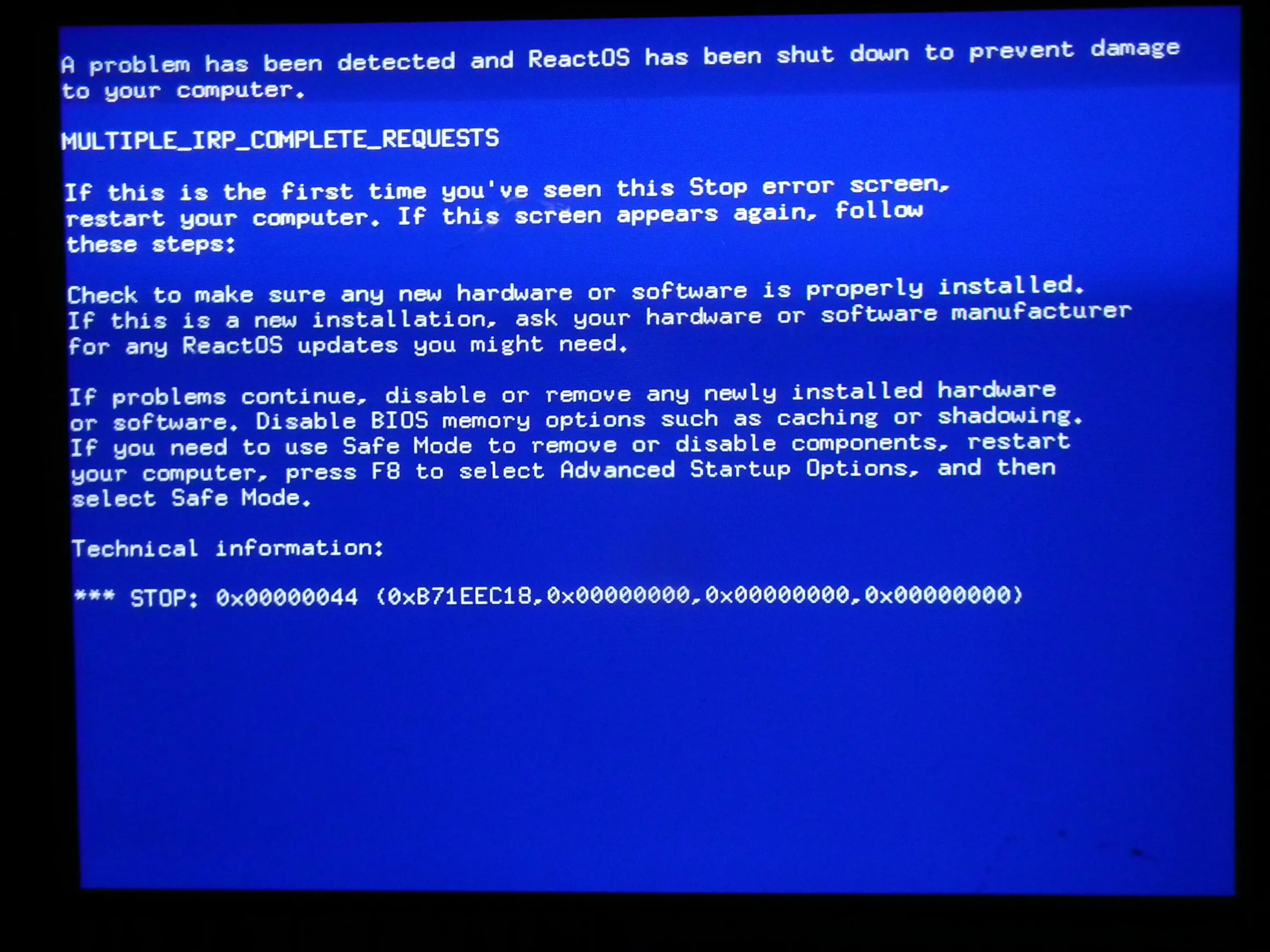 Как исправить ошибку синий экран. Бсод 0x0000000a. Синий экран. 0x0000008e. Ошибка синий экран.