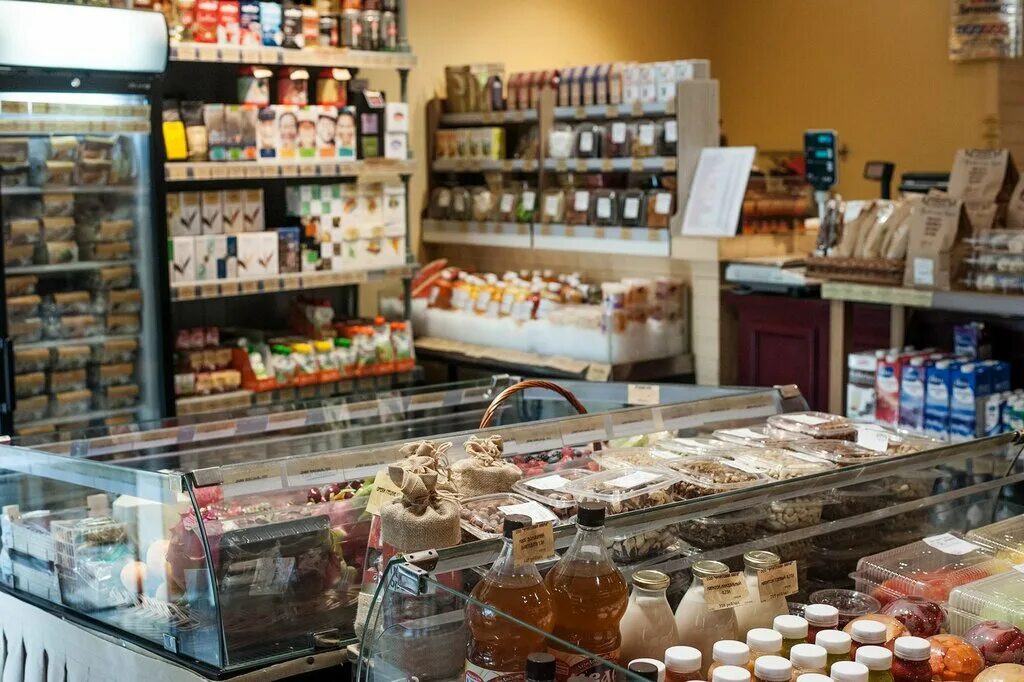 магазина продуктов через прилавок. продовольственные магазины петербург. продовольственные магазины петербург. продуктовые магазины спб. фермское шоссе 14к1.