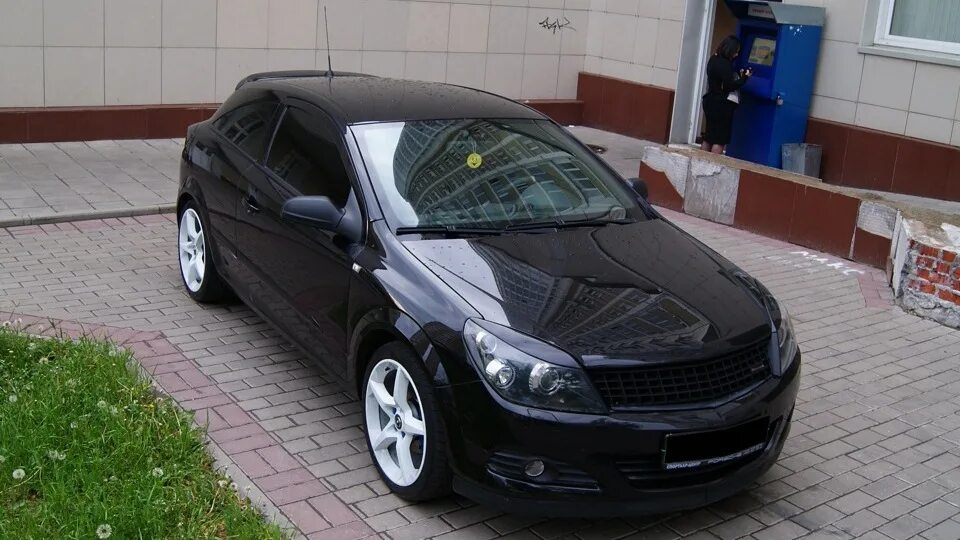 Opel astra черный. Opel Astra h GTC 2008. Opel Astra GTC 2006 черный. Opel Astra h GTC черная.