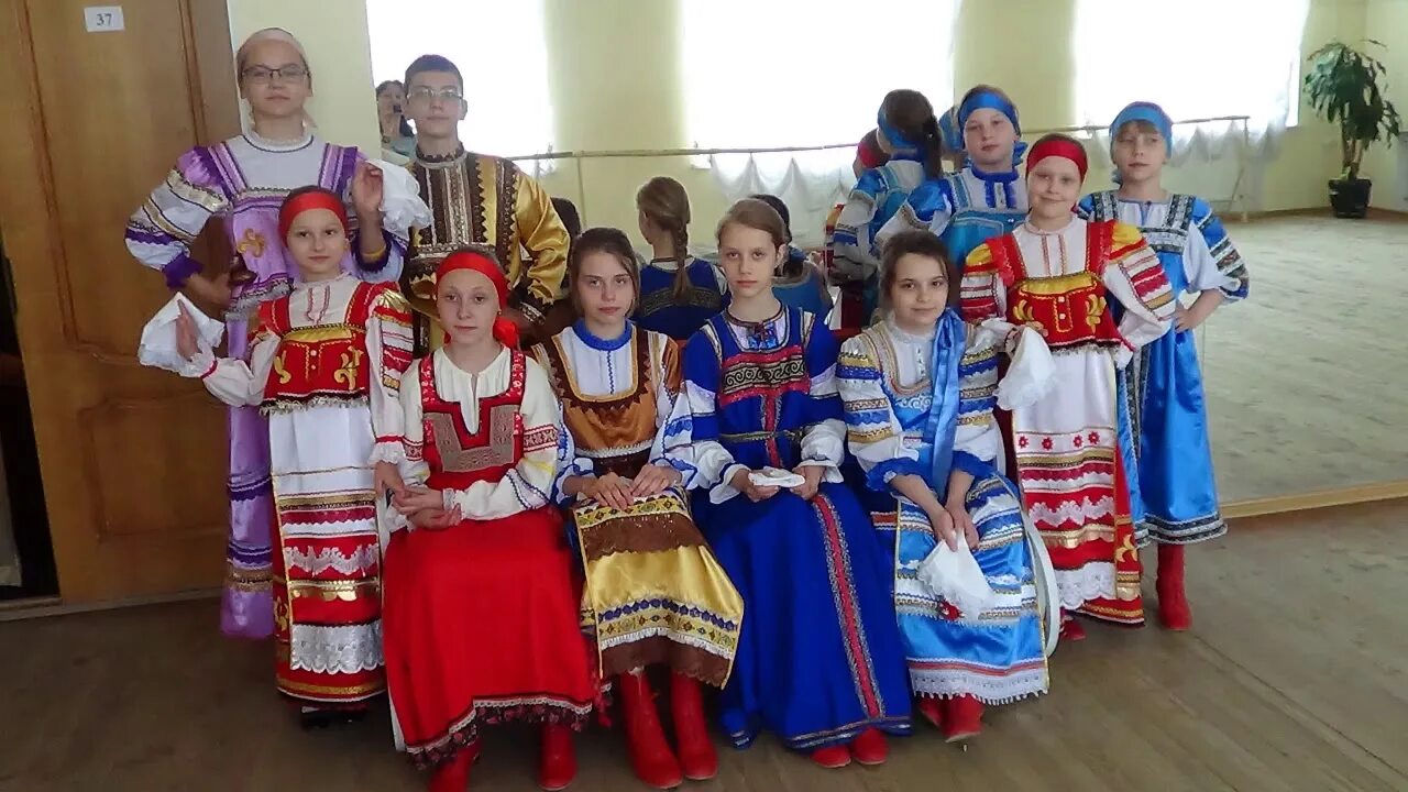 Кораблино дом культуры. Название народного коллектива. Ансамбль потешка калуга. Кораблино рязанская область краеведческий музей. Город камышлов школа искусств номер 1 ансамбль потешки.