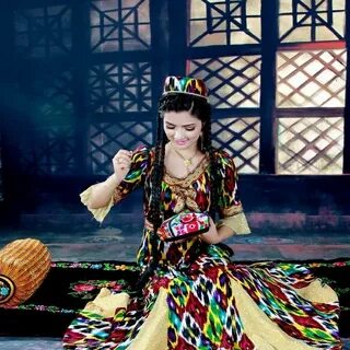 Национальный костюм узбечки