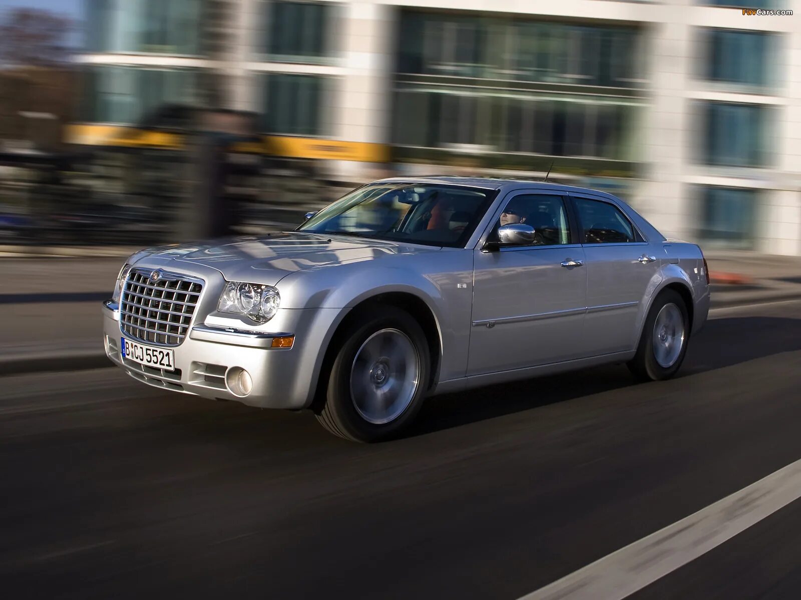 Крайслер машина производитель. Chrysler 300c 2004. Chrysler c300 2004-2007. Chrysler 300c 2007. Крайслер 300с 2004.