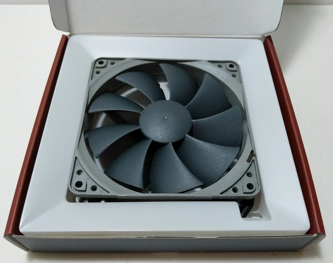 Noctua Redux 1700. Noctua NF-p12 PWM. Noctua NF-p12 Redux-900. Noctua NF-p12.