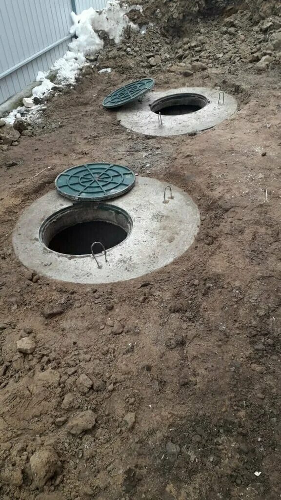 копка вокруг скважины. копаем колодцы. ручная копка колодцев. копка колодцев. рытье колодцев.