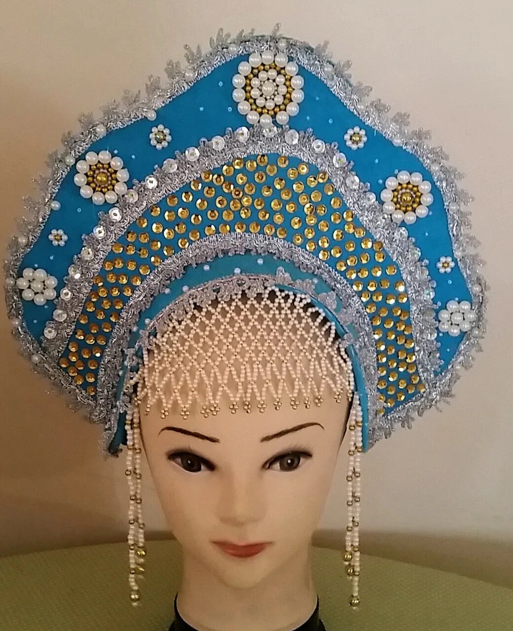 украшение кокошника. кокошник русский народный. кокошник царицы снегурочка. украсить кокошник. кокошник "завиток золотой".