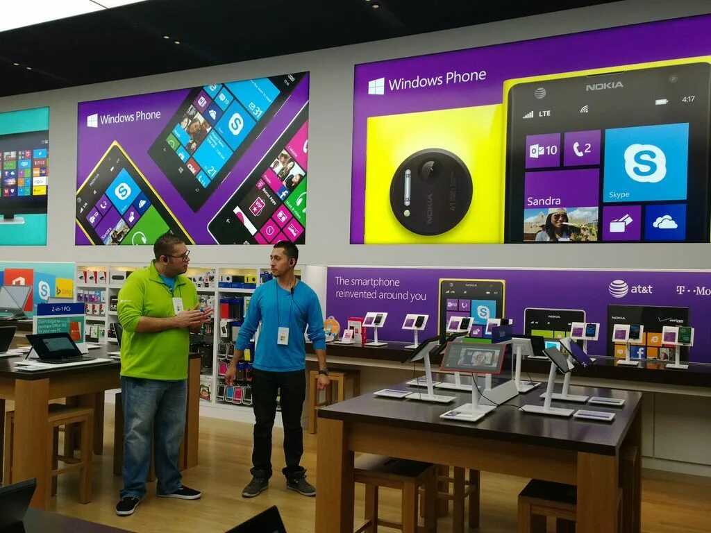 Стор систем. Microsoft Store. Магазин Microsoft. Microsoft сторе. Магазин Майкрософт.