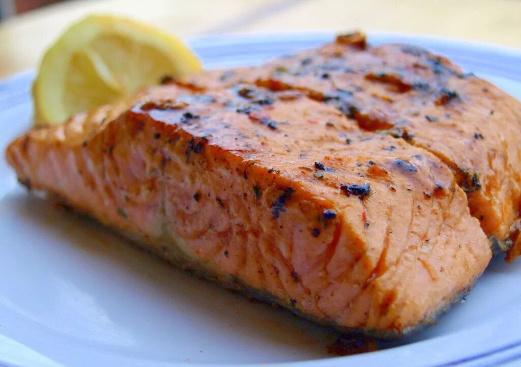 Запечь семгу в духовке быстро и вкусно. Сёмга в духовке. семга запеченная в духовке. филе семги в духовке. филе лосося запеченное.