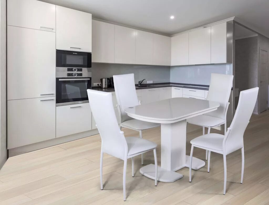 Кухонный гарнитур со стульями. Стол кухонный. Кухонный гарнитур со стульями. Кухонный гарнитур со стульями. Столы и стулья для кухни.