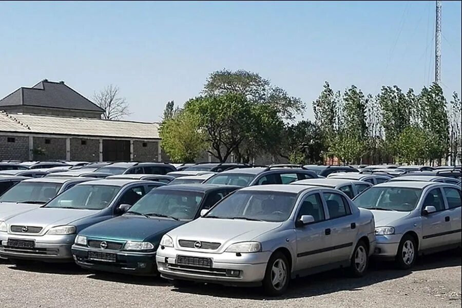 Сколько машин в таджикистане. Таможня авто в Таджикистан. Автомобили из Таджикистан. Растаможка в Таджикистане Мерседес. Растаможка машин.