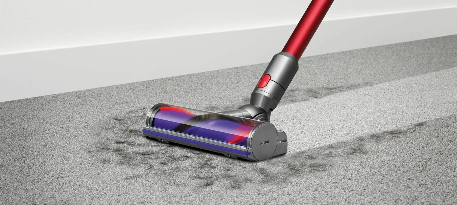 Dyson v8 fluffy extra sv25. Пылесос вертикальный дайсон v6. Dyson вес. Dyson v15 absolute насадки. Пылесос dyson cyclone v10.