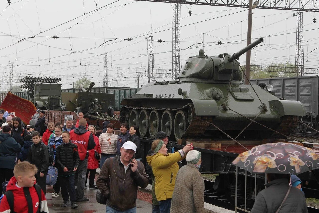 Новости каменска уральского сегодня последние. Эшелон Победы 2023. Эшелон Победы в Каменске. Эшелон Победы. Ретро поезд Победы 2023.