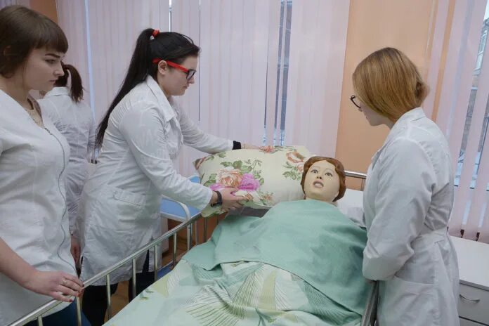 Рейтинг рязанского медицинского колледжа. Огбпоу рязанский медицинский колледж. Огбпоу рязанский медицинский колледж. Рязанский медицинский колледж, рязань. Рейтинг рязанского медицинского колледжа.