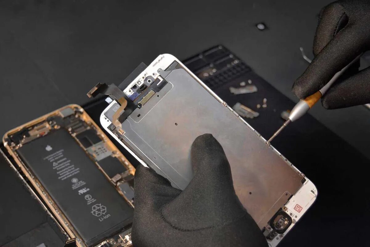 Ремонт iphone. Iphone Repair. Починка айфона. Починка дисплея телефона. Реставрация телефонов