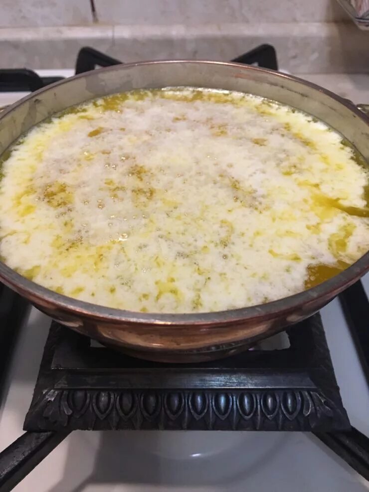 Как готовится масло. Готовить с маслом. запеченное масло. готовим дома масло. творог с топленым маслом рецепт блюда.