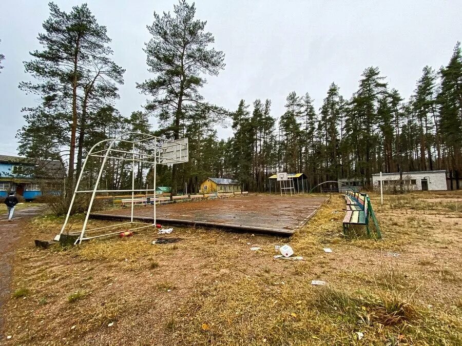 Сайт лагерь восток. Пионерлагерь Восток 2. Заброшенный лагерь Восток 2 Новосибирск. Восток 2 лагерь овсяное. Заброшенный лагерь Восток 2 Ленинградская область.