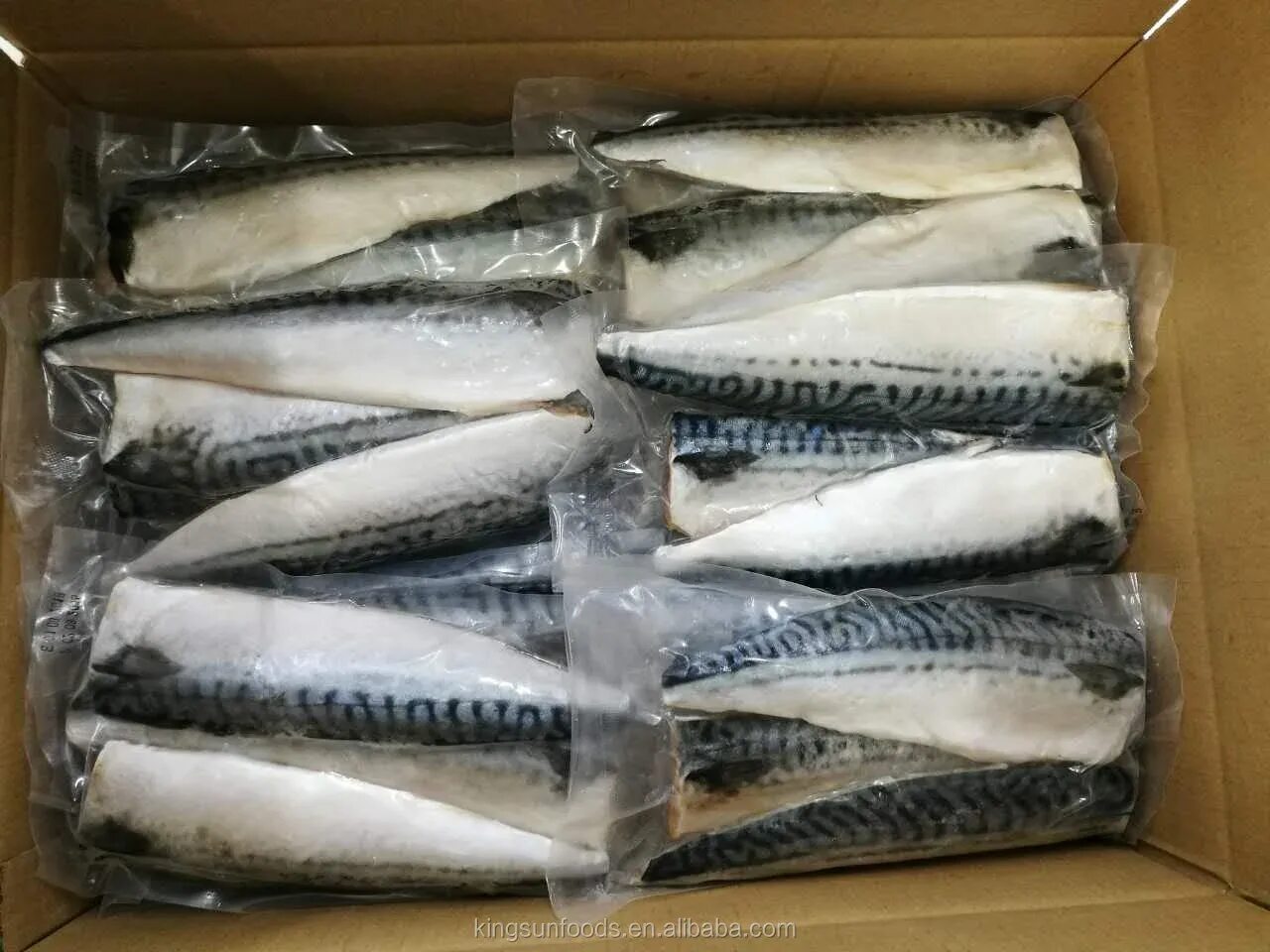 Сельдь нр 400+. Филе макрели. Свежемороженая скумбрия в розницу в москве. Скумбрия свежемороженая 400-600. Скумбрия 300-500 гренландия.