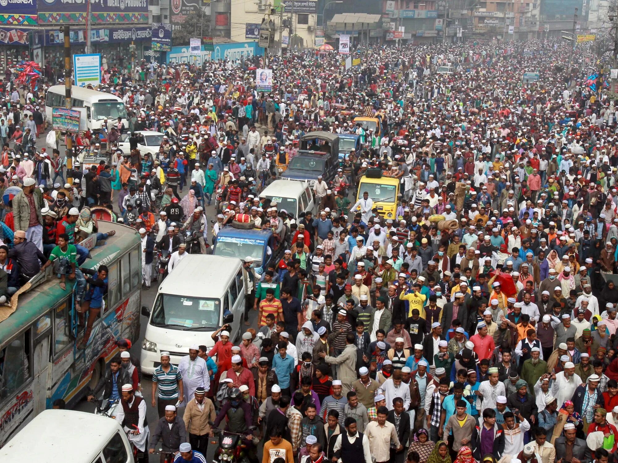 World city population. Дакка Бангладеш перенаселение. Город Дакка Бангладеш. Дакка численность населения. Бангладеш Дакка фото.