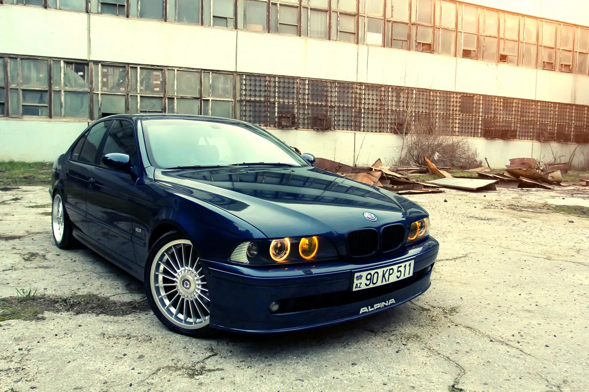 Авто с пробегом бмв е39. Bmw e39 alpina. bmw 5 e39 alpina. бмв е39 альпина. bmw 5 39.