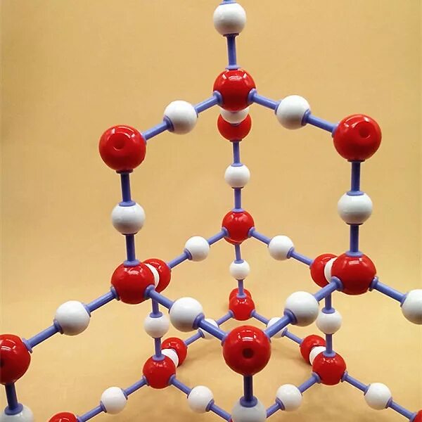 Атомная решетка sio2. Sio2 Crystal structure. Sio2 молекула. Sio2 кристаллическая решетка.