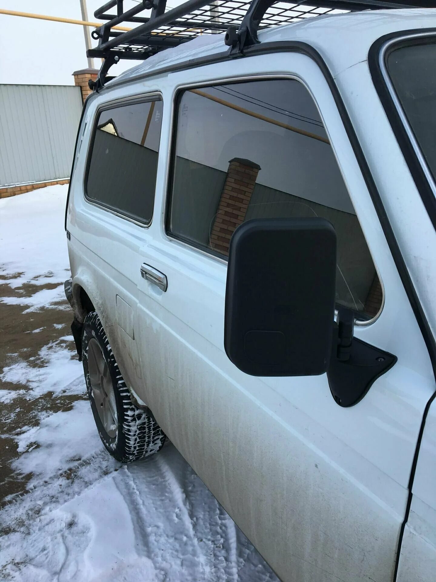 Зеркала на ниву Lada 4x4 3D, 1,7 л, 2008 года запчасти DRIVE2