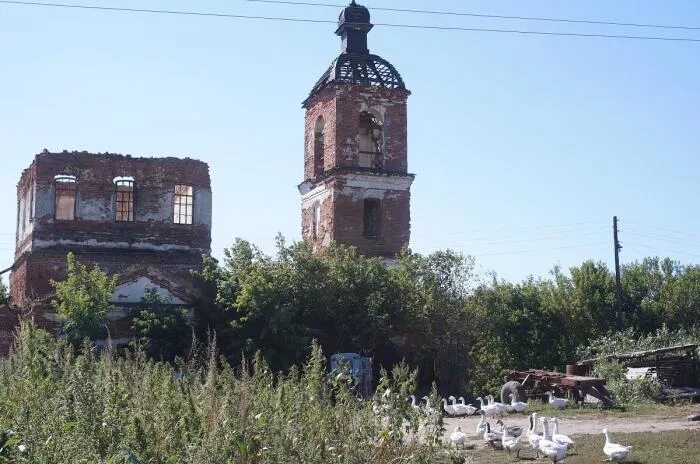 Деревня гремячка саратовская область. Погода в гремячке. Гремячка саратовская область. Родник плачущая стена гремячка. Гремячки нижегородская область коттеджный поселок.