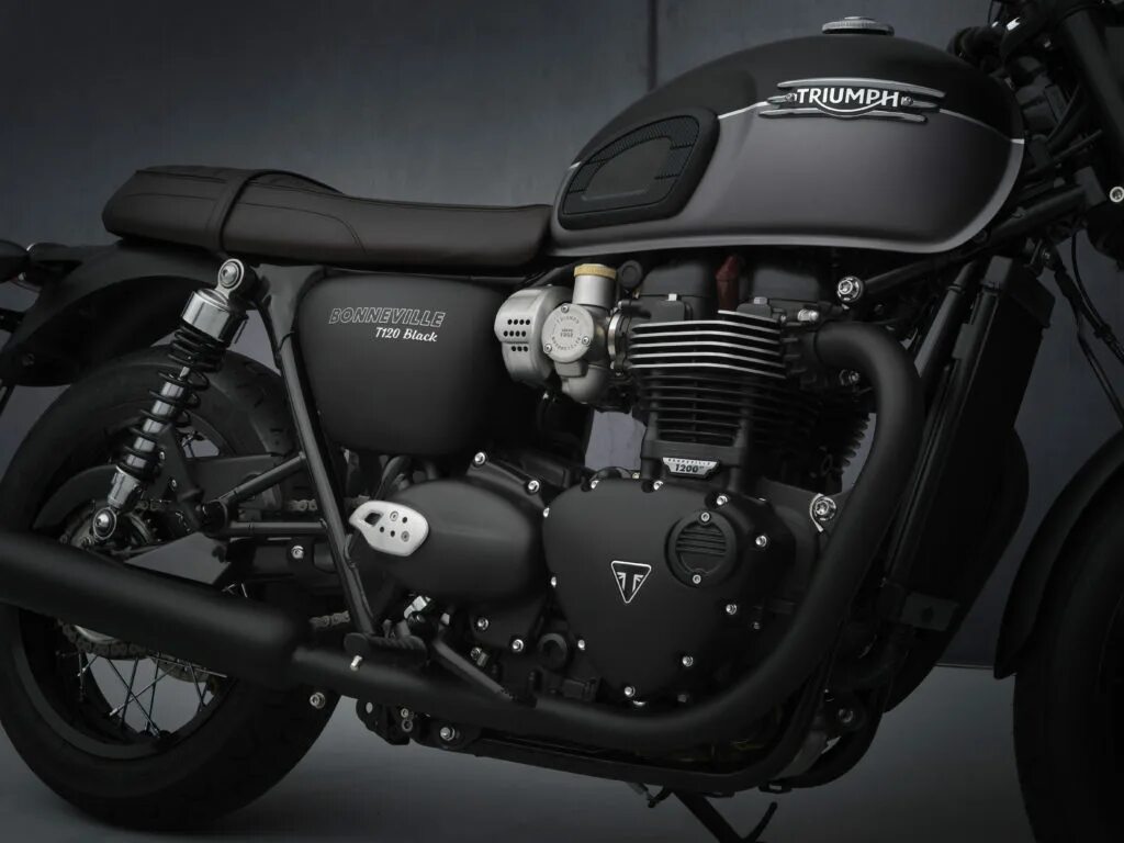 Триумф т120. Триумф бонневиль т120. triumph bonneville t120 старый. триумф бонневиль 2025. триумф  triumph (2025).