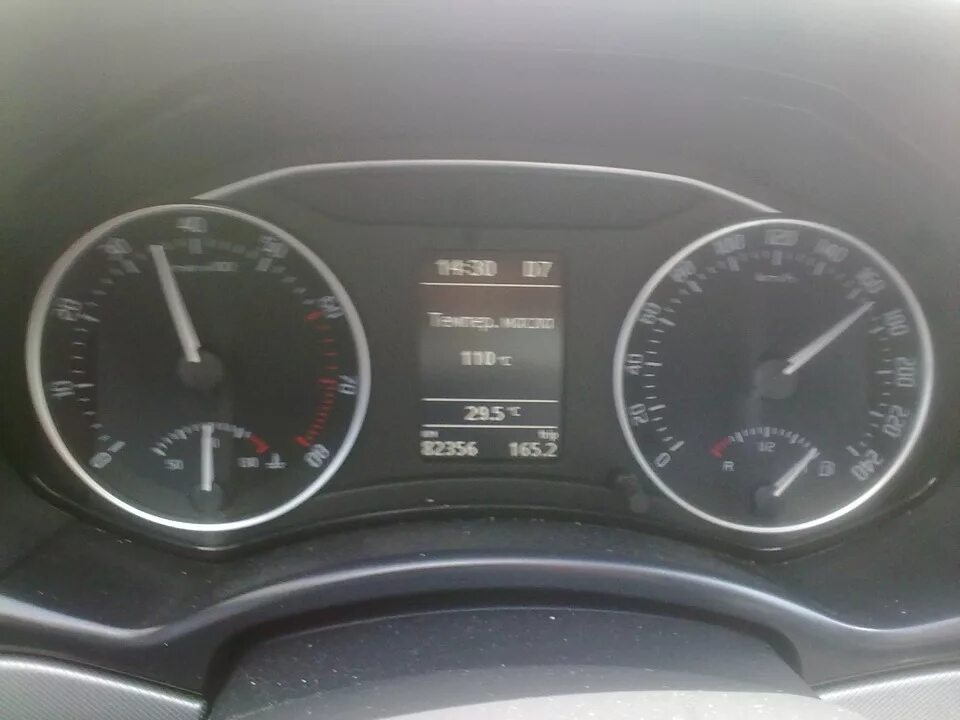 Температура двигателя 1.8 tsi. Максидот октавия 2. рабочая температура масла октавия а7. шкала температуры октавия а7. температура масла дсг 7 октавия а5.