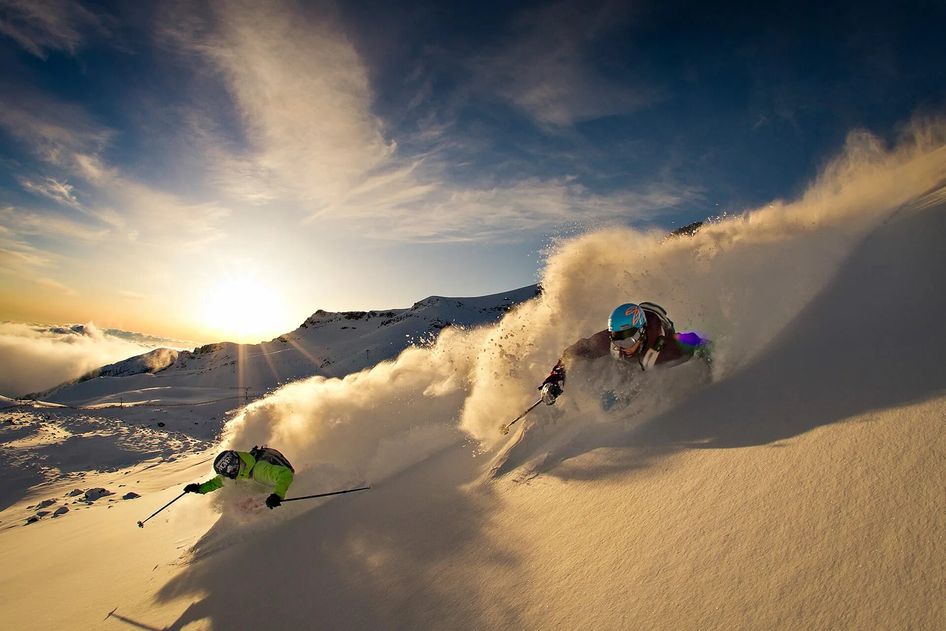 Freeride сноуборд лыжи. Горнолыжник фрирайд. Горные лыжи Klint фрирайд. Офри Раид.