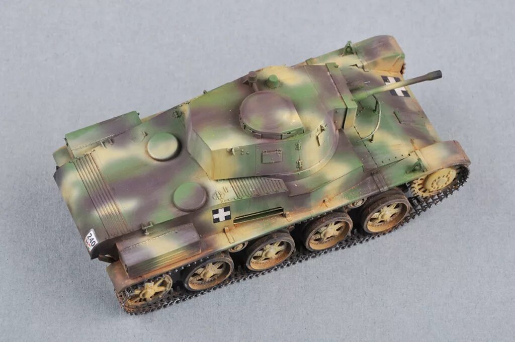 9c 3 64. 43m Toldi III (c40). 82479 Hungarian Light Tank 43m Toldi III(c40). Light Tank 43m Toldi III(c40). 43 М Toldi 3.