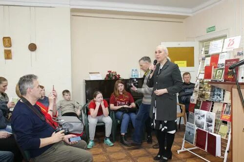 Черняховская библиотека. Библиотека черняховск. Библиотека черняховск. Черняховская библиотека. Библиотека черняховск.