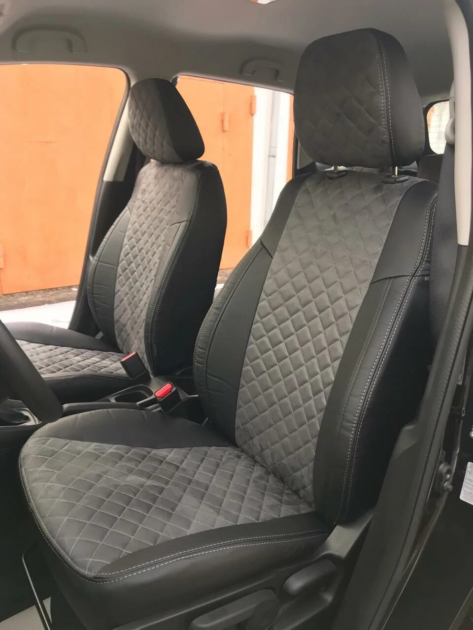 Чехлы suzuki grand vitara 1997-2005. Чехлы на сузуки гранд витара 2011. Чехлы черный ромб сузуки гранд витара. Чехол экокожа suzuki sx4 new. Чехлы на автомобильные сидения сузуки гранд витара.