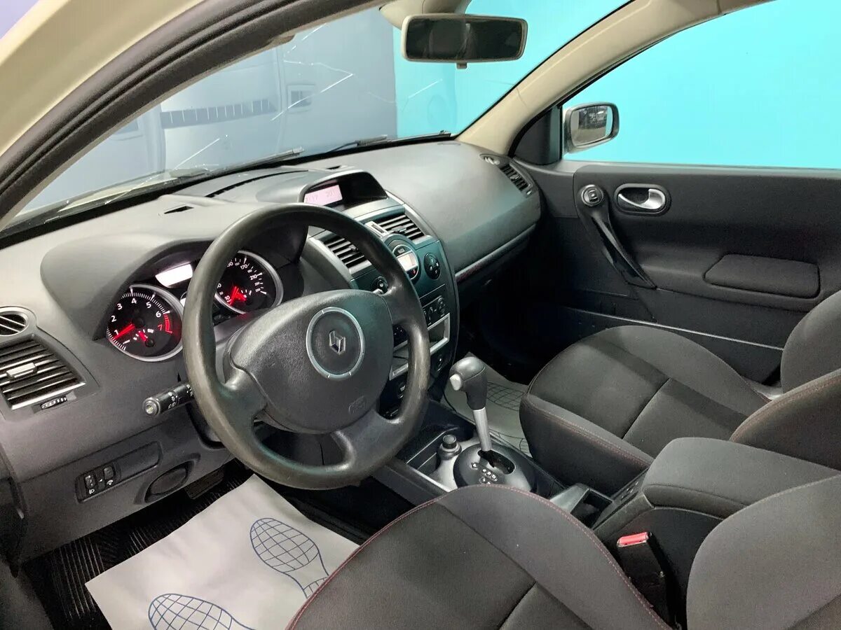 меган 1 кузов хэтчбек. Renault megane 2004 хэтчбек. Renault megane 1. 6 at. Renault megane 2 hatchback 1.