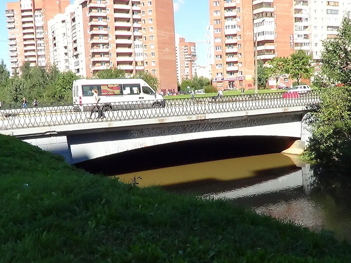 Мост через коллонтай. Мост коллонтай. мост через реку оккервиль санкт-петербург. мост дыбенко. мост коллонтай через оккервиль.
