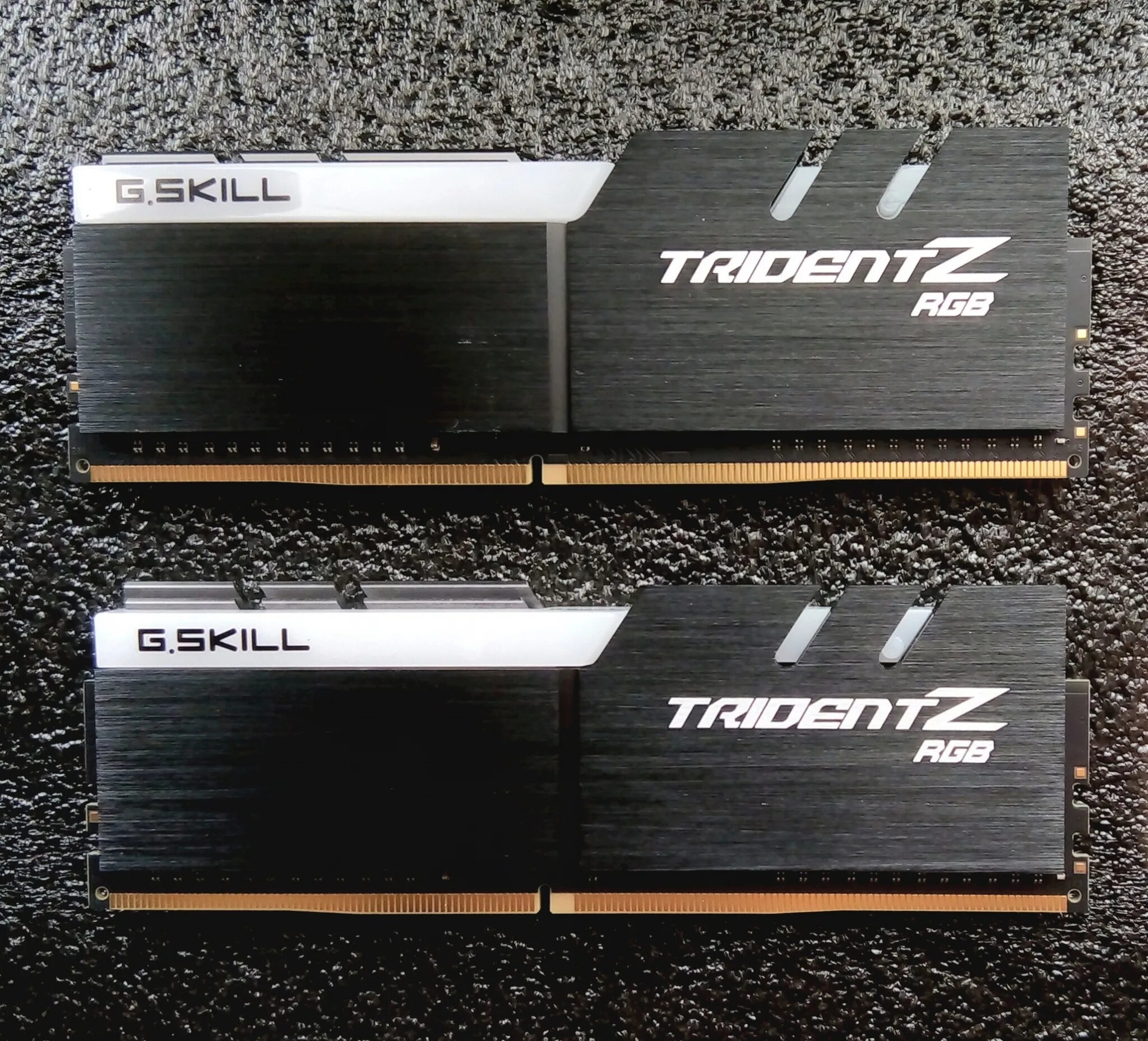 G skill Trident z 8gb f4-3200. Оперативная память 8 ГБ 2 шт. G.skill f4-3200c16d-16gtzrx. Оперативная память 16 ГБ 2 шт. G.skill f4-3200c14d-32gtz. G skill Trident z RGB 16gb. Оперативная память skill trident neo