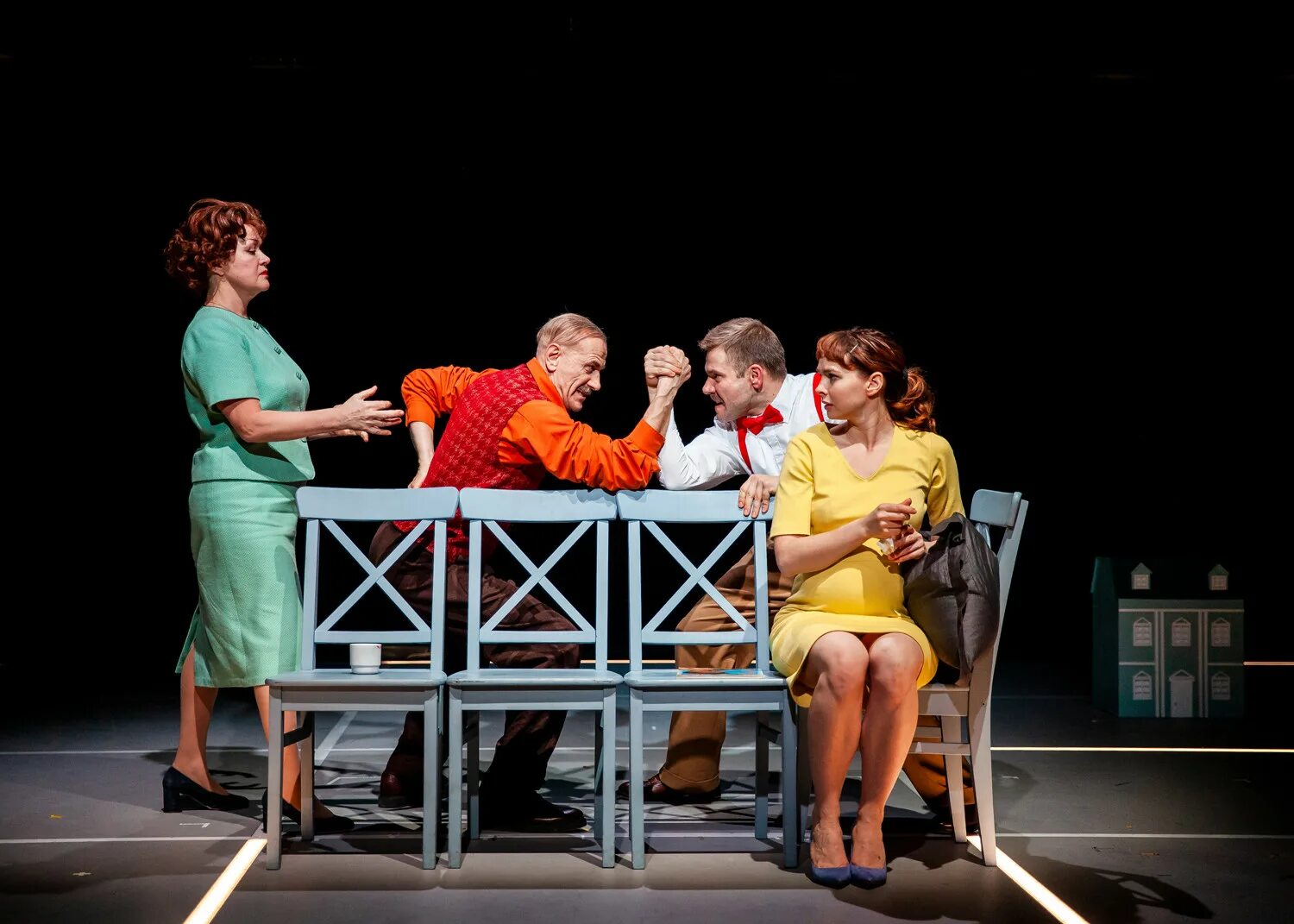 Театр наций малая сцена. Спектакль игра театр наций. Спектакль друзья театр наций. Спектакль друзья театр наций. Спектакль друзья театр наций.