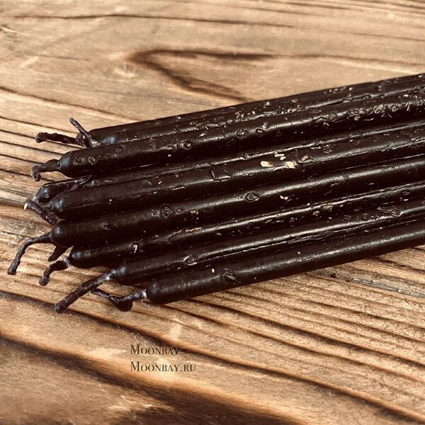 Почему воск черный. Черные свечи из воска. Кожа black wax. Uni black воск для камня. Черные свечи из воска.