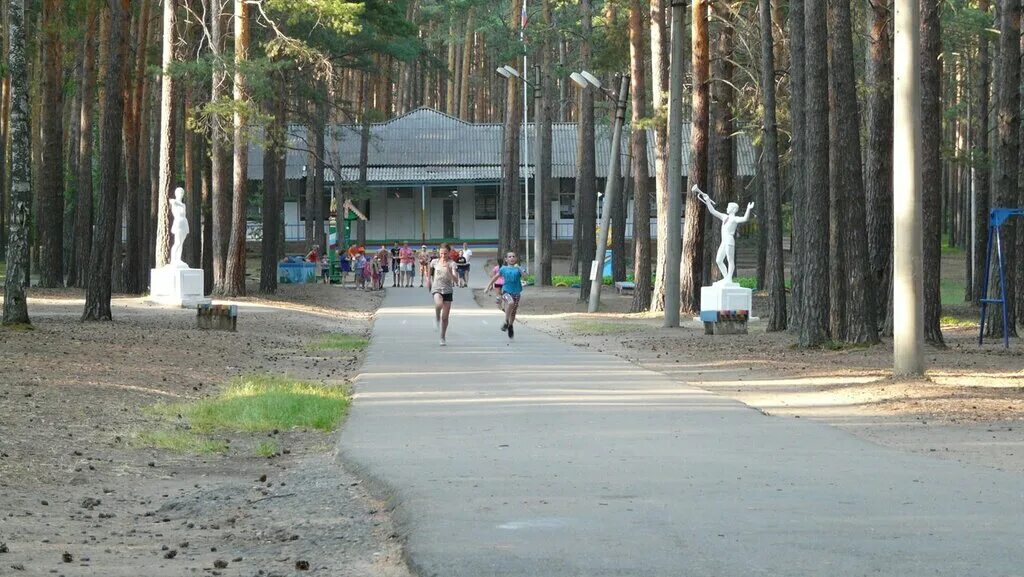 Санаторий шахтер кемеровская область. Лагерь шахтер. Оздоровительный лагерь шахтер рыбинский район красноярский край. Детский оздоровительный лагерь шахтёр, красноярск. Лагерь шахтер бородино красноярского края.