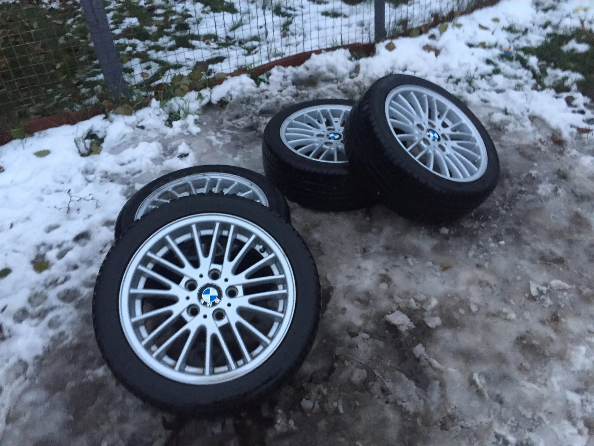 R17 ru интернет. Диски 110 стиль BMW. BBS rk002 225/45 r17. Диски BBS r17 на резине 225 45. Ровер 75 на колесах 17р.