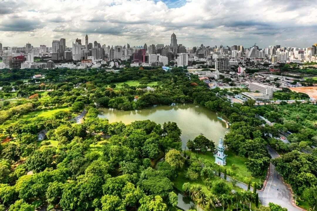 Люмпини бангкок. Парк Лумпхини. Парк Люмпини / Lumpini Park. Парк Люмпини в Тайланде.