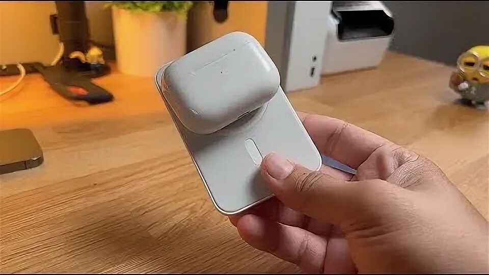 Беспроводные наушники airpods 3 magsafe. Apple airpods pro 2 magsafe. airpods 3 pro magsafe. наушники apple airpods pro magsafe. apple airpods 3 magsafe charging case.